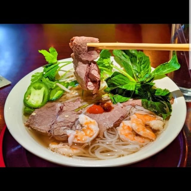 Large Pho.