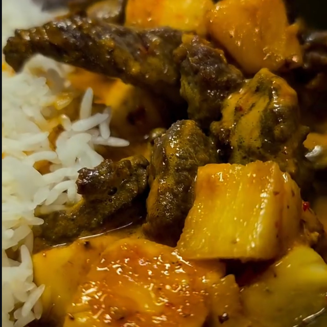 Thai Pineapple Curry Rice Bowl Combo.